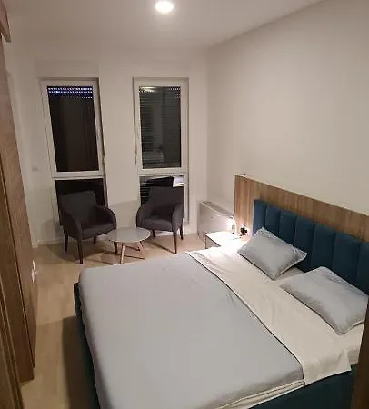 Cesar Apartment